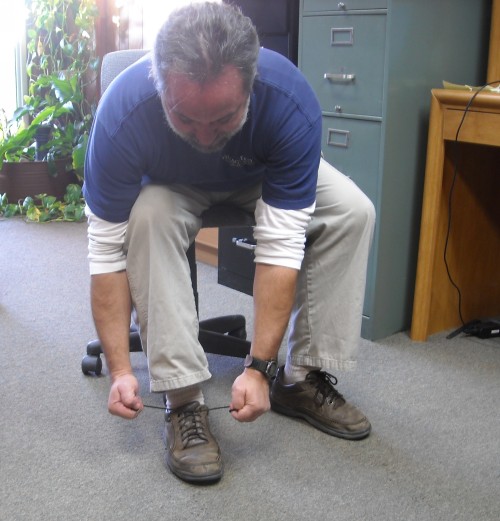tying shoes the out-of-shape way